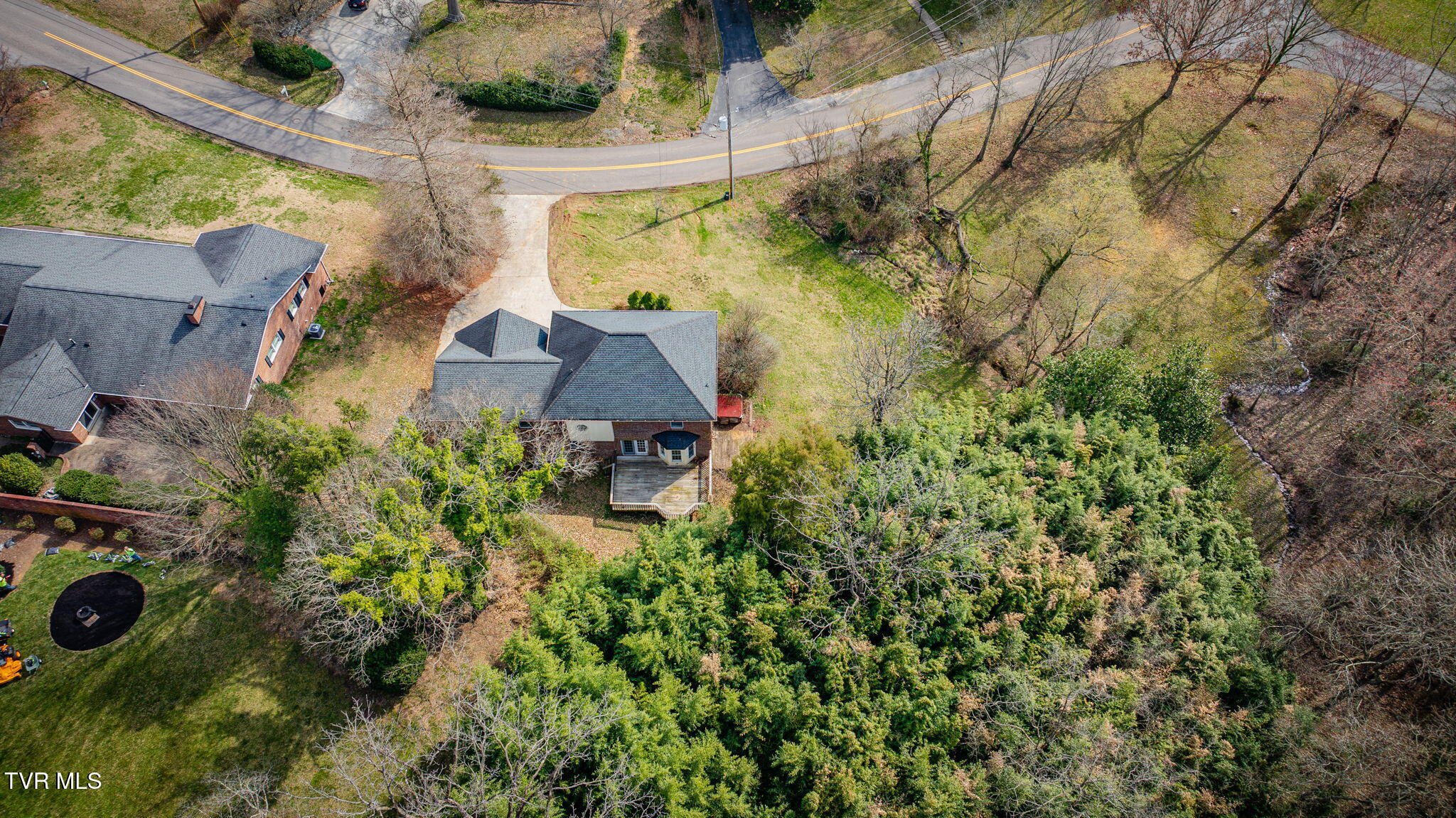 704 Ridgefields Road Kingsport, TN 37660 - Photo 53 of 55 106