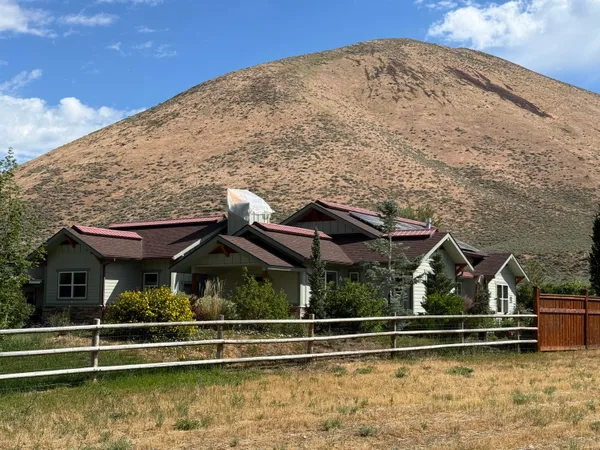 $1,300,000 | 810 CD Olena Drive, Hailey, ID 83333