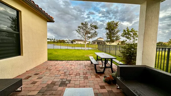 $3,200 | 5570 Quiet Lake Place, Loxahatchee, FL 33470