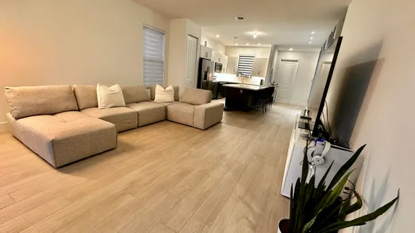 $3,200 | 5570 Quiet Lake Place, Loxahatchee, FL 33470