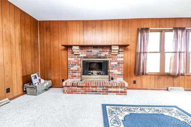 $180,000 | Undisclosed Address, Granite City, IL 62040