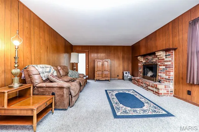 $180,000 | Undisclosed Address, Granite City, IL 62040