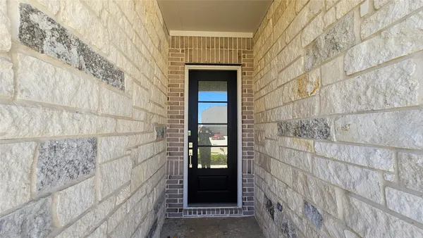 $2,295 | 16327 Mesquite Fld Drive, Hockley, TX 77447