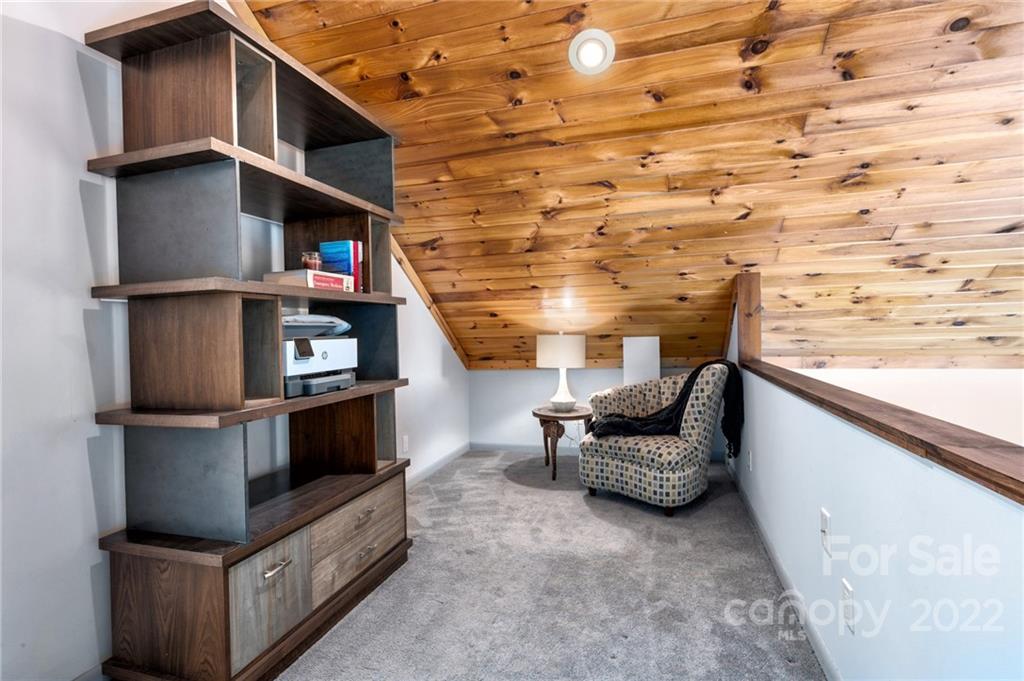 106 Bishop Cove Road Fairview, NC 28730 - Photo 20 of 36 Gallery Image 20