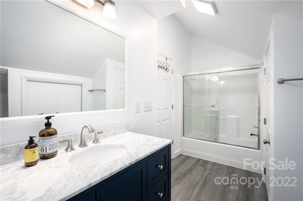 106 Bishop Cove Road Fairview, NC 28730 - Photo 25 of 36 Gallery Image 25