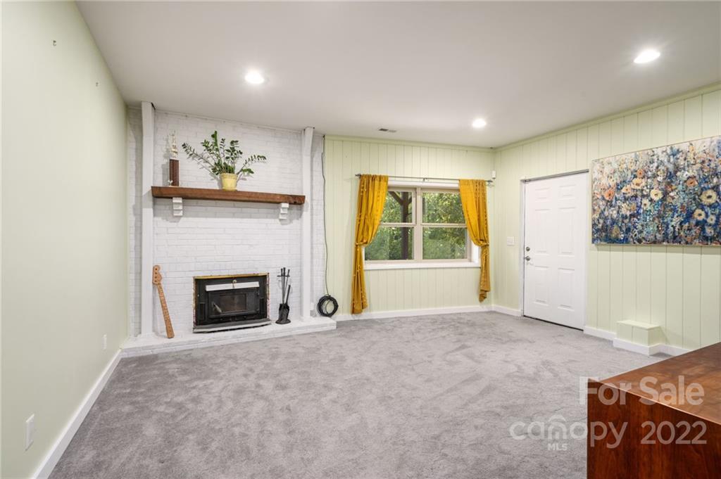 106 Bishop Cove Road Fairview, NC 28730 - Photo 26 of 36 Gallery Image 26