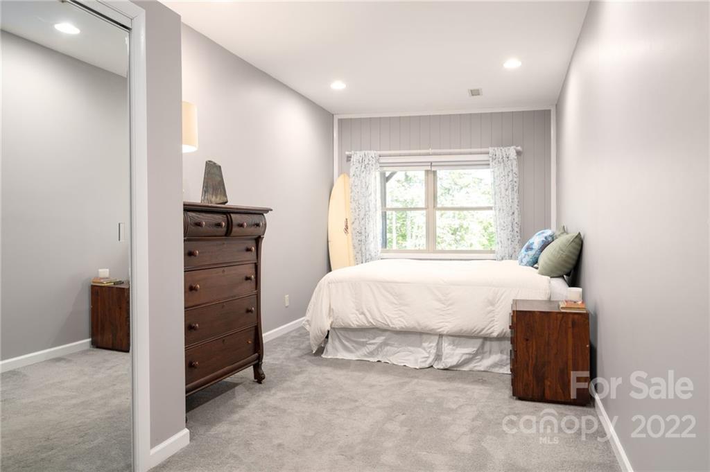 106 Bishop Cove Road Fairview, NC 28730 - Photo 27 of 36 Gallery Image 27