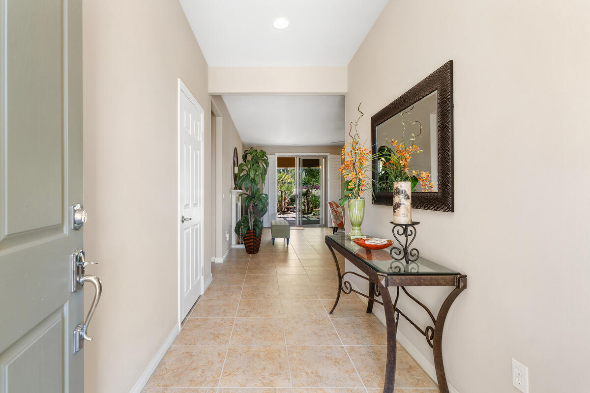 81220 Corte Tolon Indio, CA 92203 - Photo 4 of 42 a living room with furniture and a window