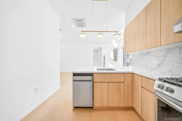 $1,628,000 | 150-17 Hawtree Street | Ozone Park
