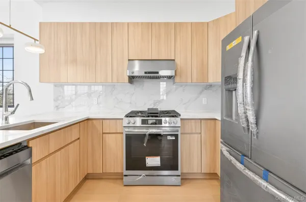 $1,628,000 | 150-17 Hawtree Street | Ozone Park