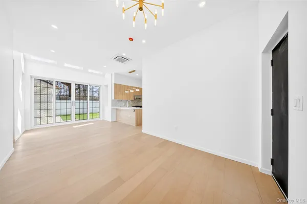 $1,628,000 | 150-17 Hawtree Street | Ozone Park