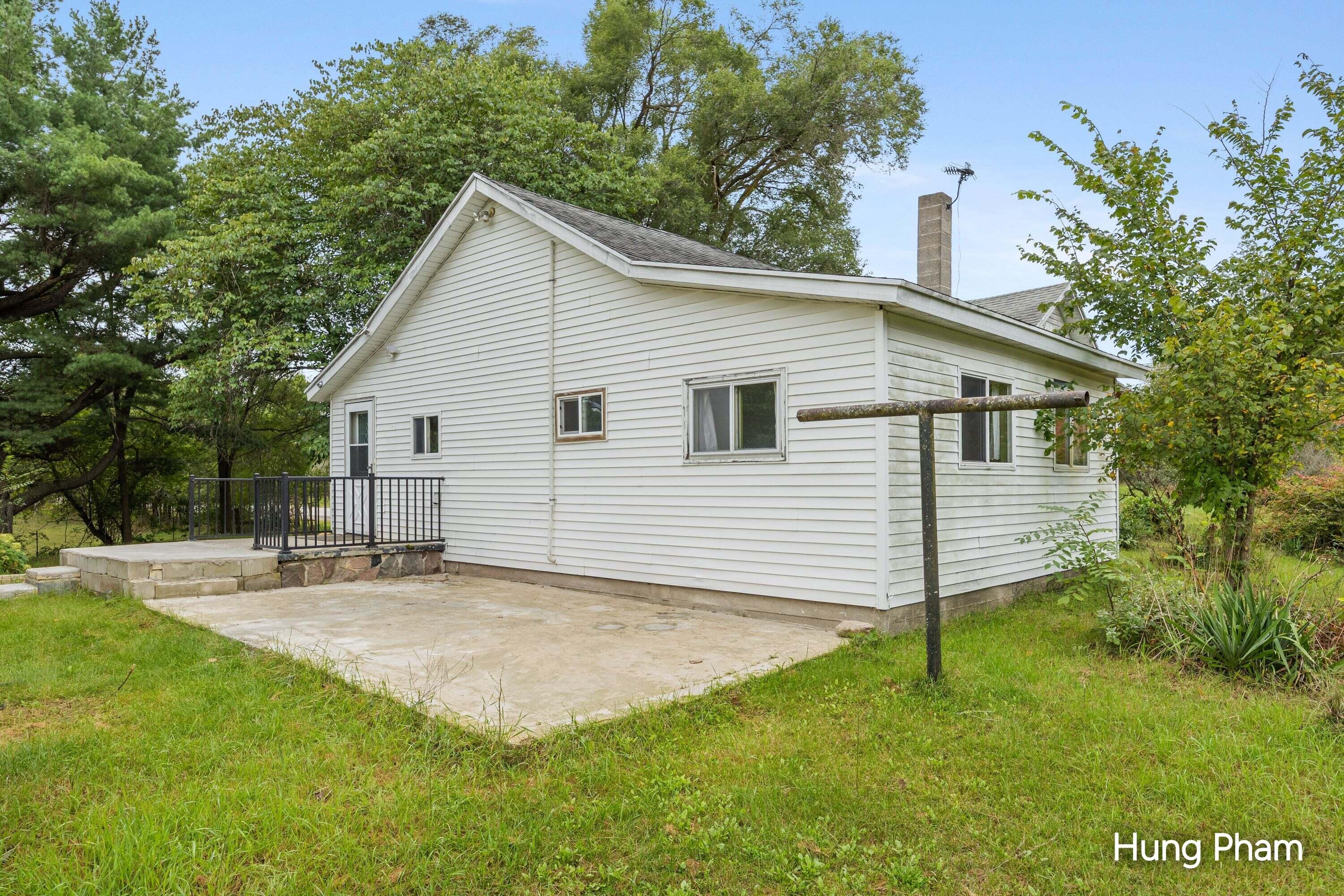 1569 South Sheridan Road Stanton, MI 48888 - Photo 15 of 19 1569 S Sheridan_002