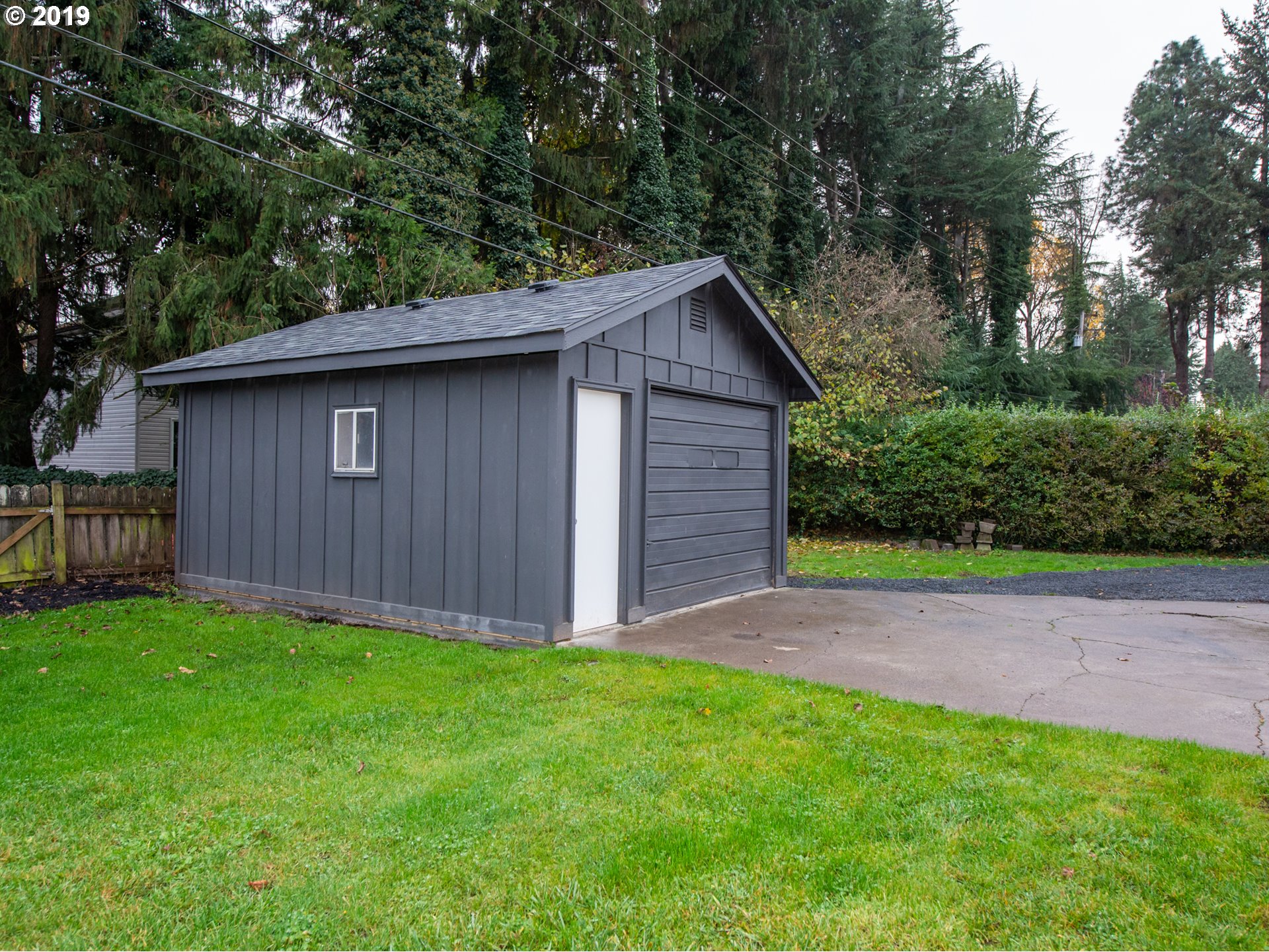 2760 Jeppesen Acres Road Eugene, OR 97401 - Photo 21 of 22 Gallery Image 21