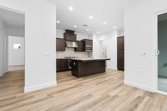 $448,686 | 331 Peters Lane South, Madera, CA 93636