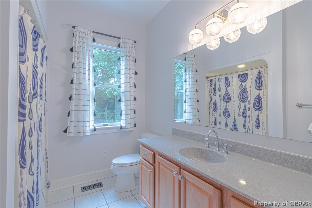 1501 Rocky Neck Road Lancaster, VA 22503 - Photo 27 of 49 Guest bathroom with tub/shower