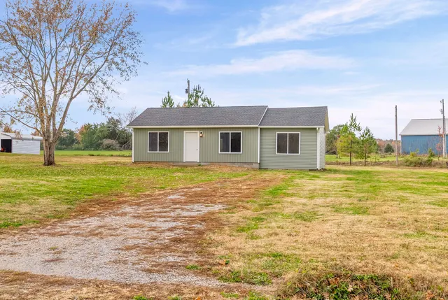 $1,695 | 225 Military Road, Herndon, KY 42236