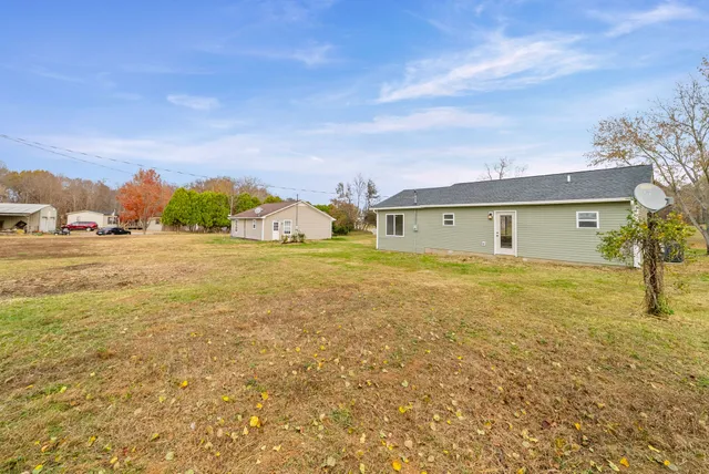 $1,695 | 225 Military Road, Herndon, KY 42236