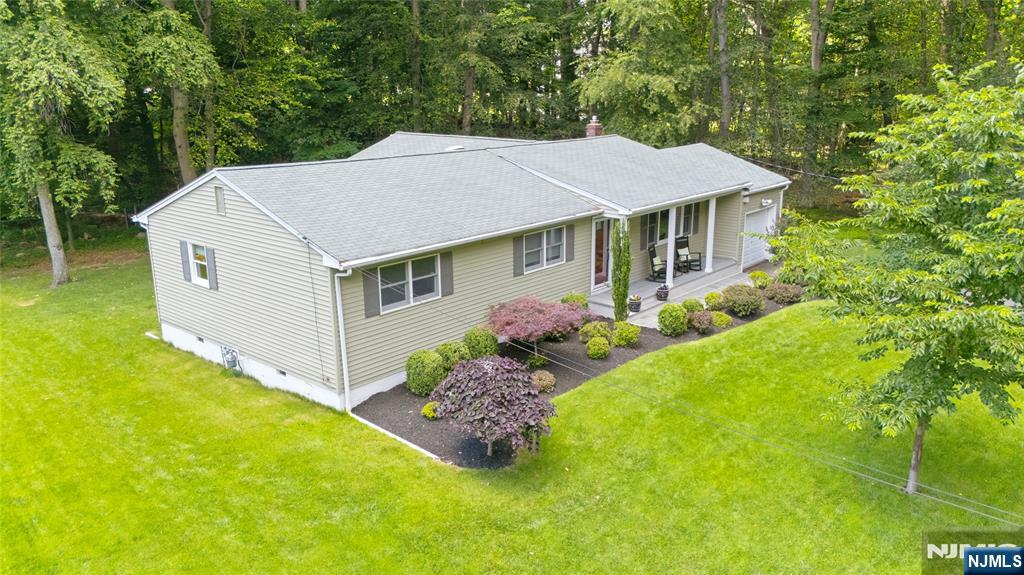 28 Delbrook Road Morris Plains, NJ 07950 - Photo 37 of 41