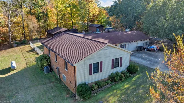 $250,000 | 677 Kennedy Country Drive, Asheboro, NC 27205
