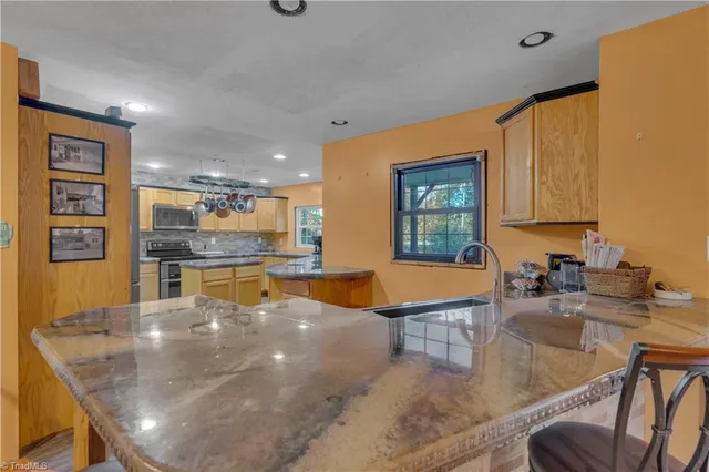 $250,000 | 677 Kennedy Country Drive, Asheboro, NC 27205