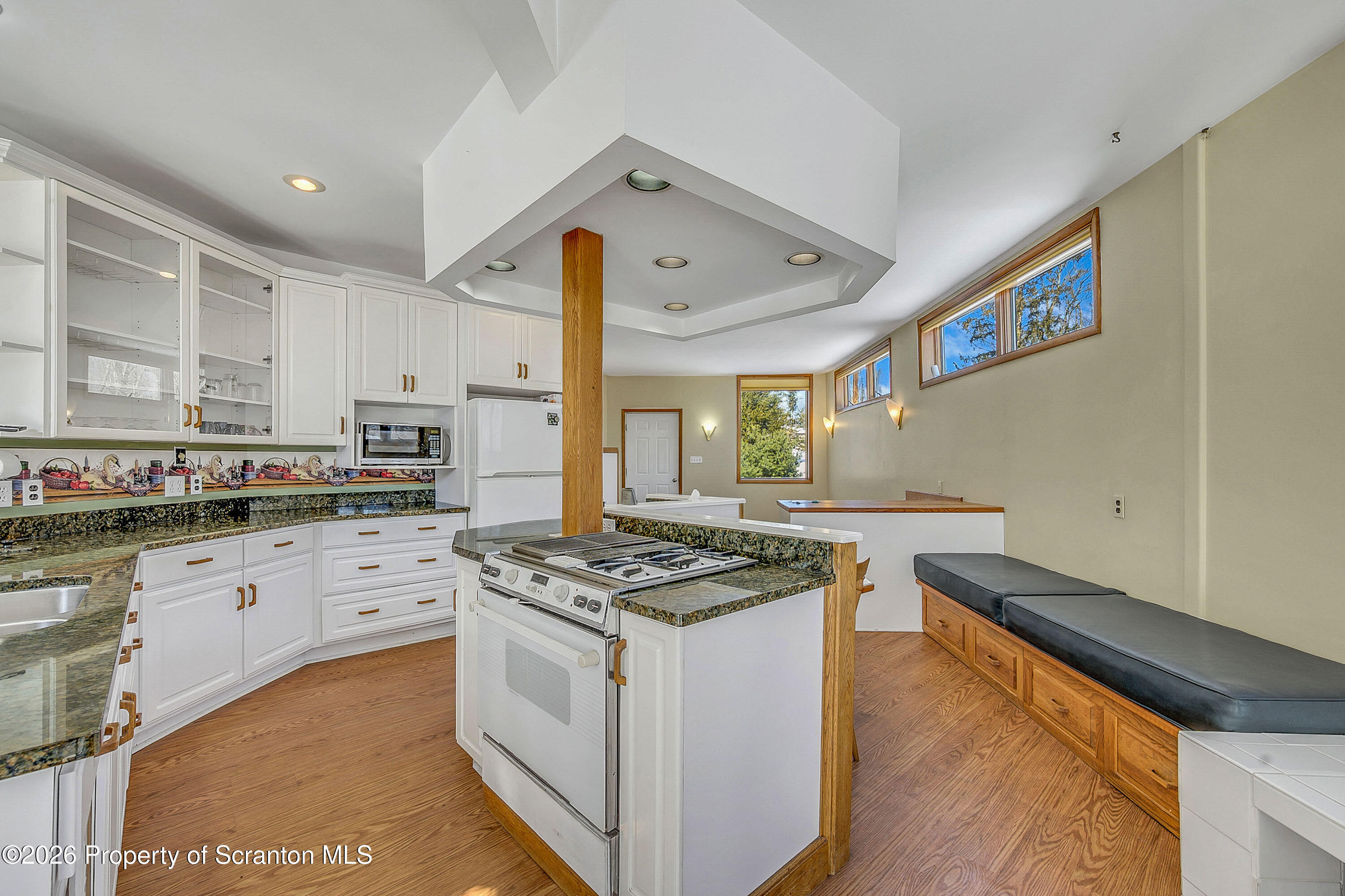 185 Gravity Road Lake Ariel, PA 18436 - Photo 16 of 84 9 (8)