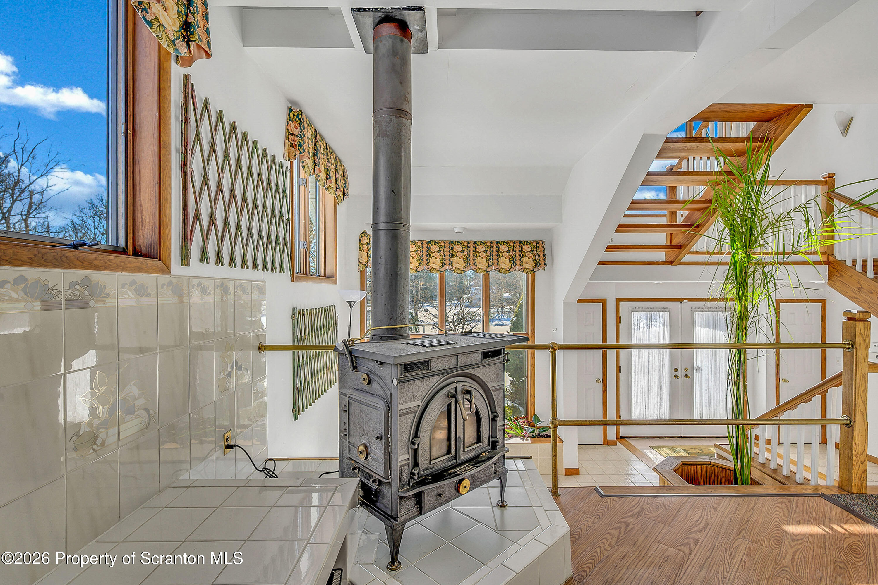 185 Gravity Road Lake Ariel, PA 18436 - Photo 19 of 84 10 (3)