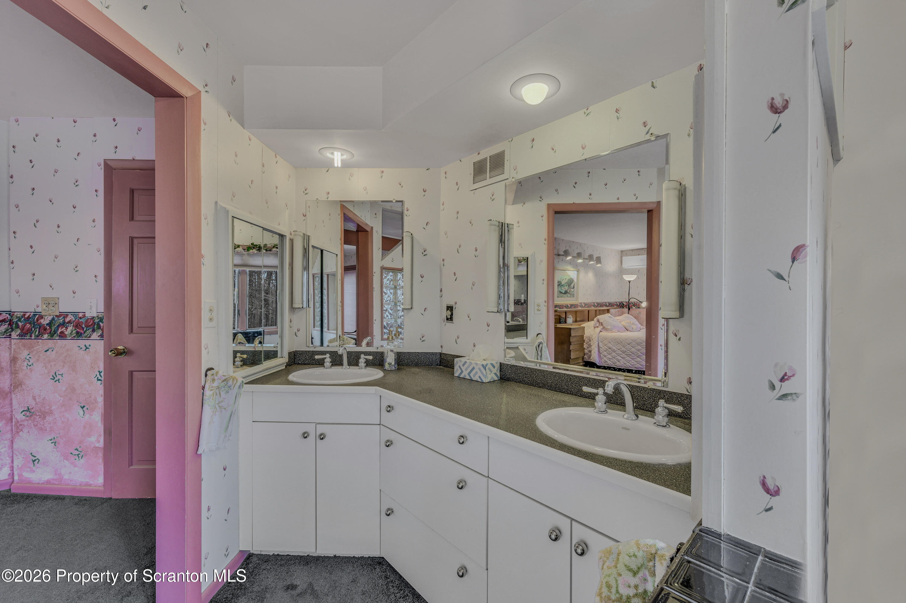 185 Gravity Road Lake Ariel, PA 18436 - Photo 34 of 84 13 (6)