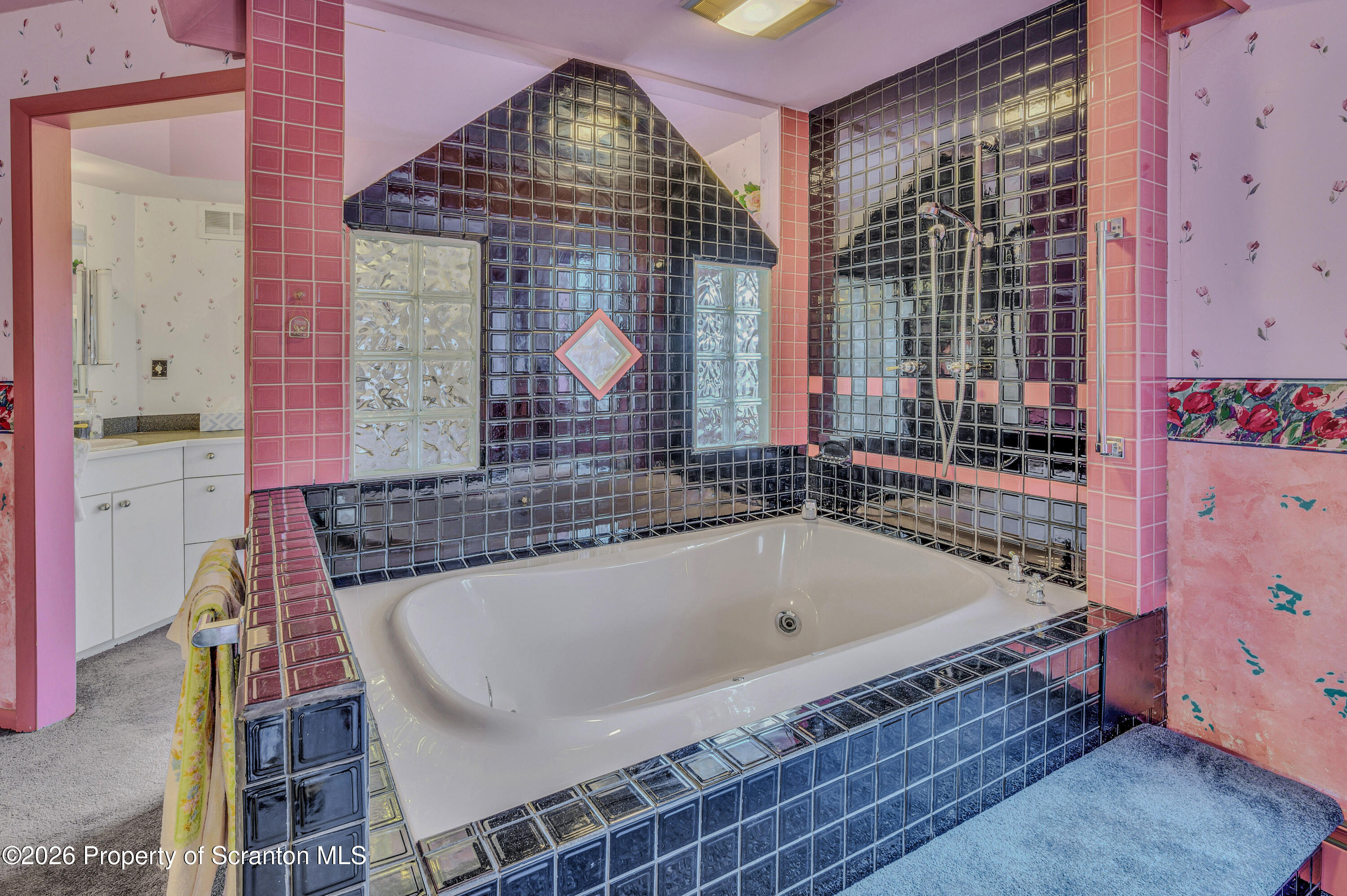 185 Gravity Road Lake Ariel, PA 18436 - Photo 42 of 84 13 (14)