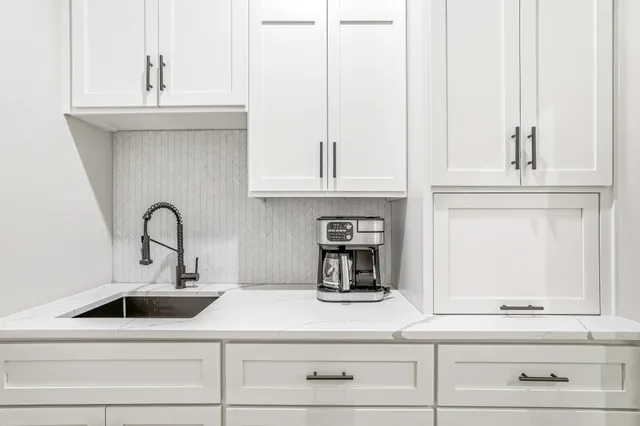 $1,670,000 | 1393 Fox Ridge Trail, Houlton, WI 54082