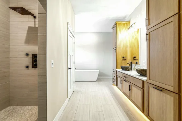 $1,670,000 | 1393 Fox Ridge Trail, Houlton, WI 54082