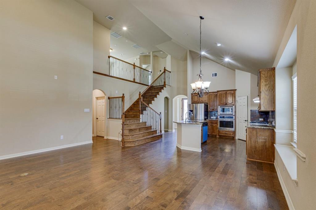 1522 Blue Jay Road Garland, TX 75043 - Photo 11 of 32