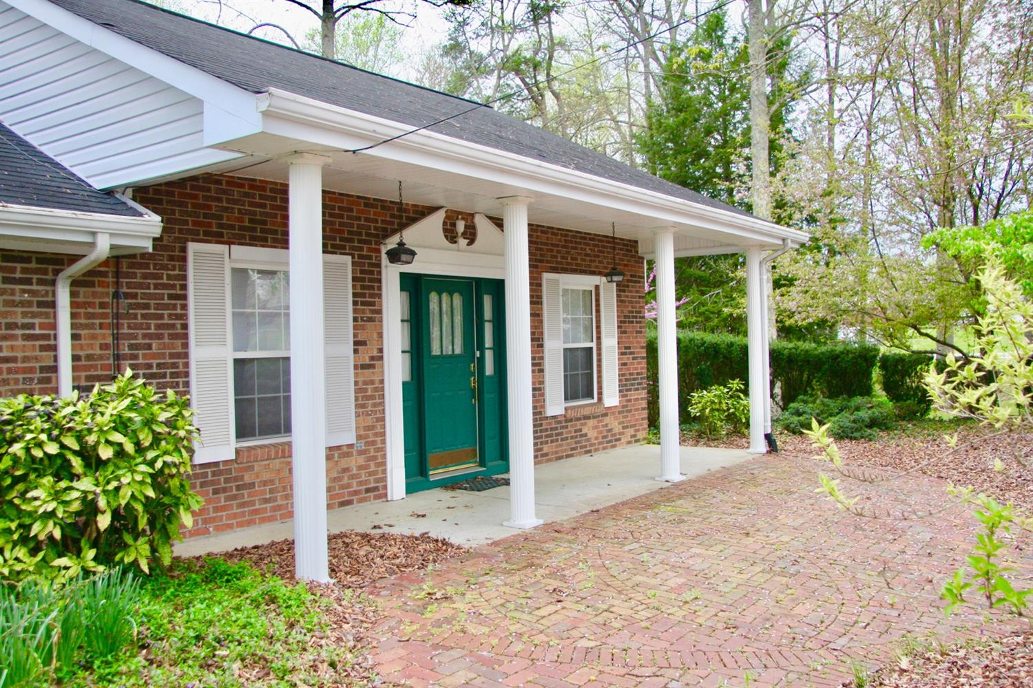 787 Court Road London, KY 40744 - Photo 6 of 36 Listing Photo