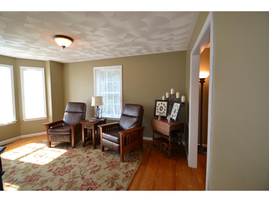 121 Spaulding Road Fremont, NH 03044 - Photo 2 of 33