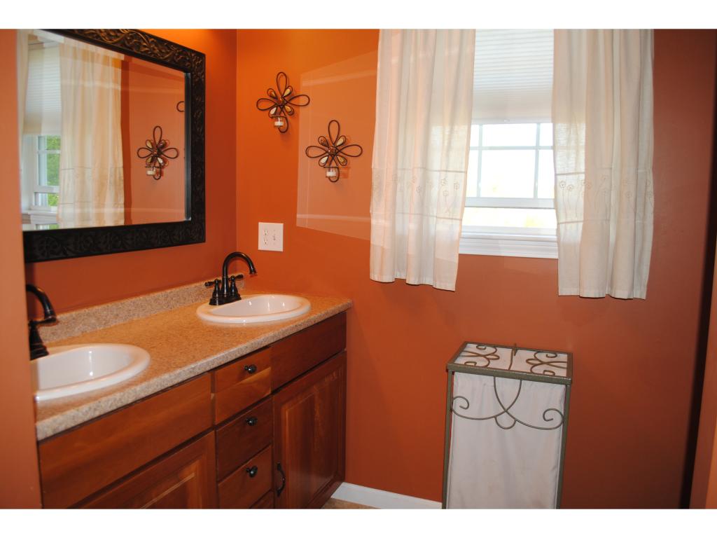 121 Spaulding Road Fremont, NH 03044 - Photo 16 of 33