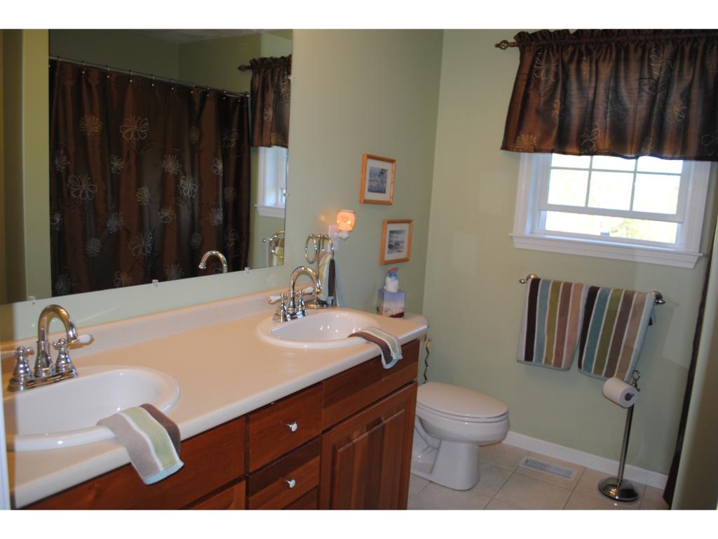 121 Spaulding Road Fremont, NH 03044 - Photo 19 of 33