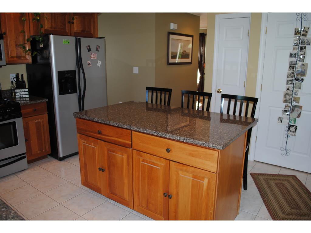 121 Spaulding Road Fremont, NH 03044 - Photo 6 of 33