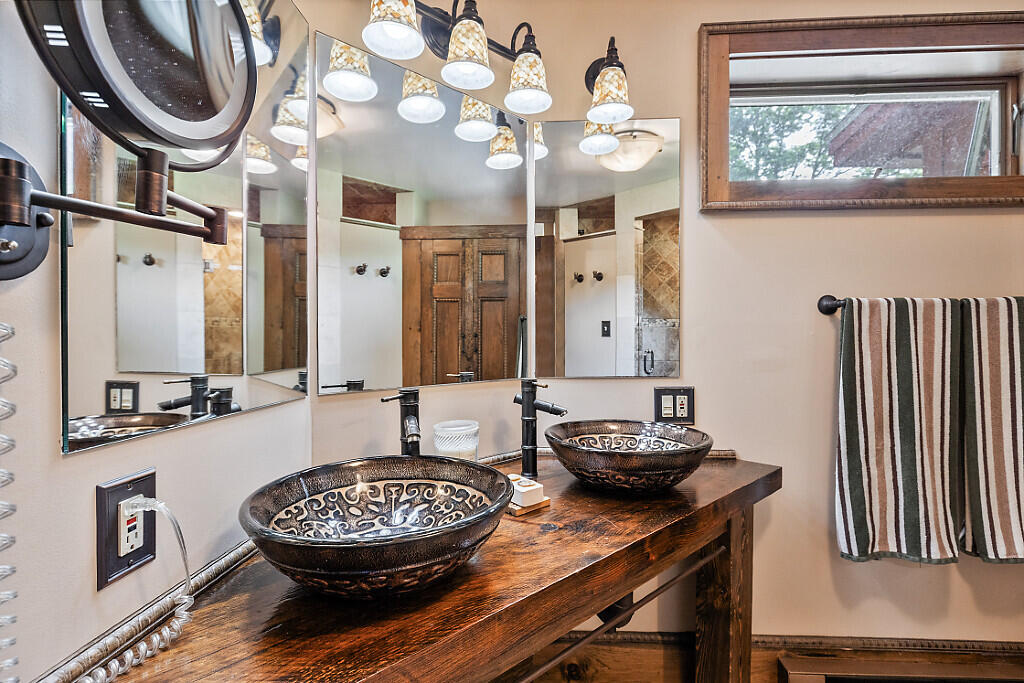 277 Wooster Hill Road Rome, ME 04963 - Photo 24 of 49 Primary bath
