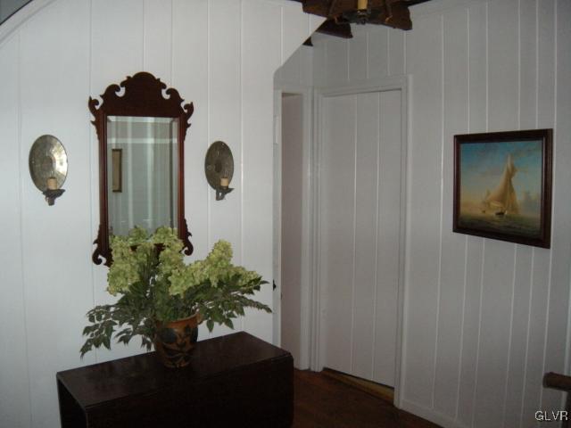 2325 Riverbend Road Allentown, PA 18103 - Photo 7 of 49 Gallery Image 7