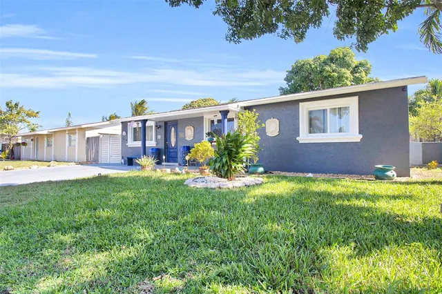 $450,000 | 524 Southwest 72nd Avenue, North Lauderdale, FL 33068