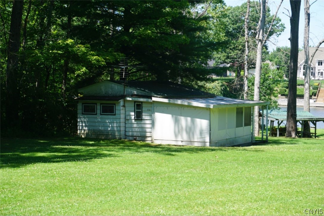 214 Button Shores Road Van Buren, NY 13027 - Photo 4 of 41