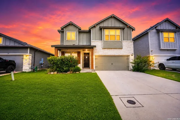 $2,250 | 13311 Badlands Bend, St. Hedwig, TX 78152