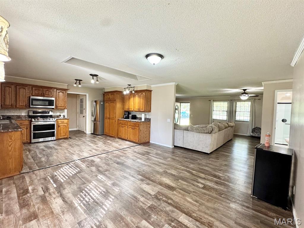 460 West Hunts Road Bernie, MO 63822 - Photo 11 of 25