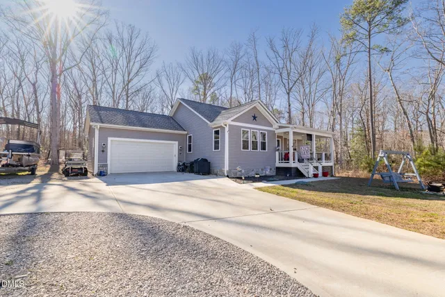 $399,000 | 130 Recreation Lane, Macon, NC 27551