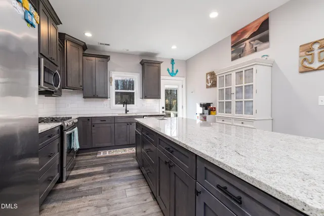 $399,000 | 130 Recreation Lane, Macon, NC 27551