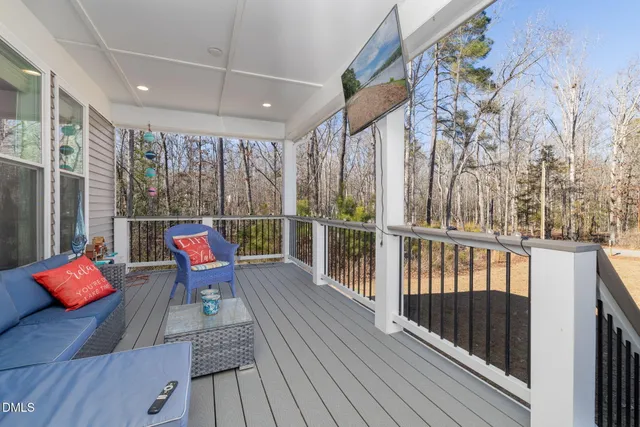 $399,000 | 130 Recreation Lane, Macon, NC 27551