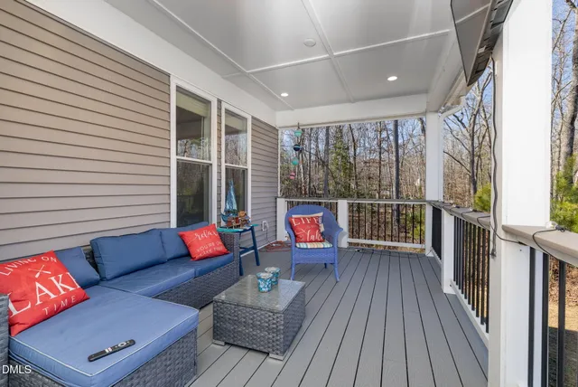 $399,000 | 130 Recreation Lane, Macon, NC 27551