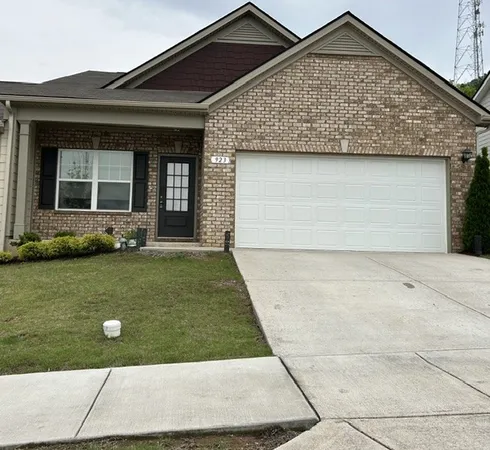$2,300 | 923 Millstream Drive, Nashville, TN 37218