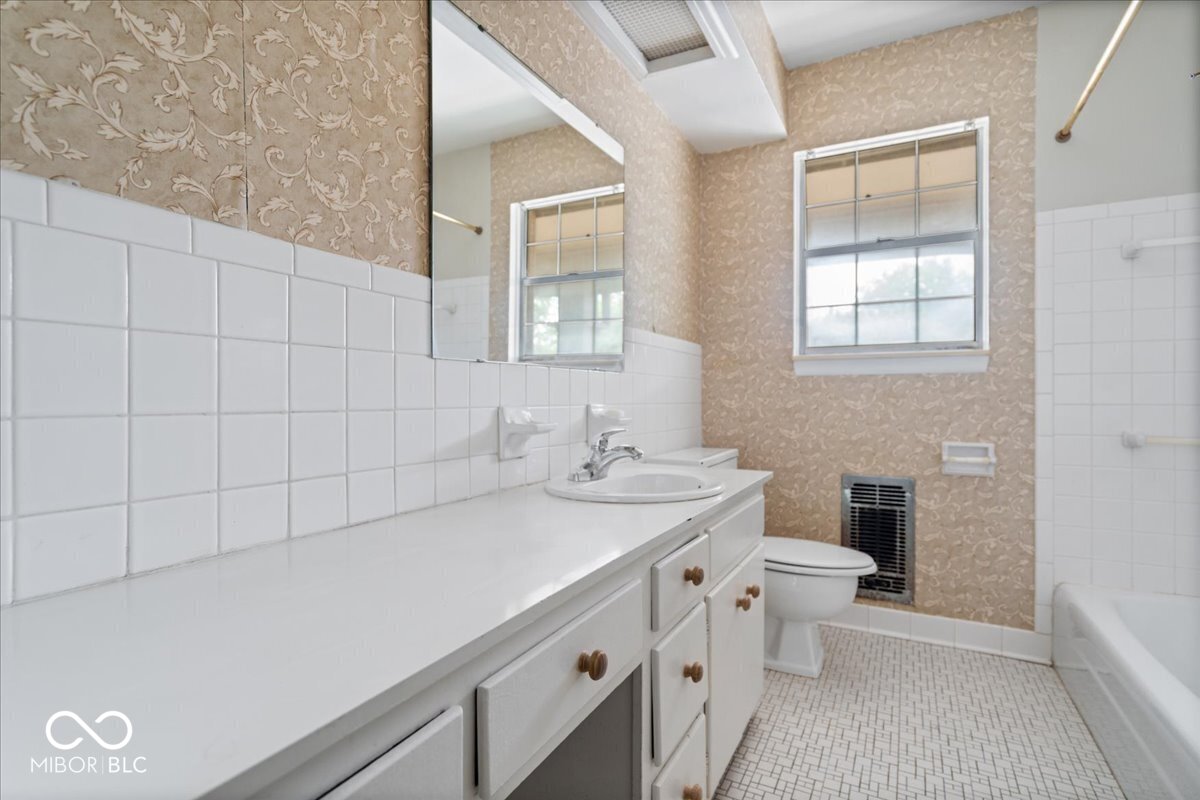 5022 Allisonville Road, Unit E Indianapolis, IN 46205 - Photo 25 of 42