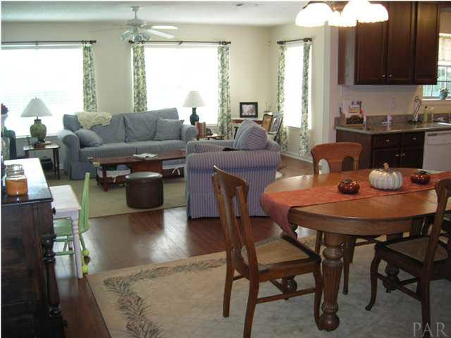 3580 Dunfries Road Pensacola, FL 32503 - Photo 4 of 25 Gallery Image 4