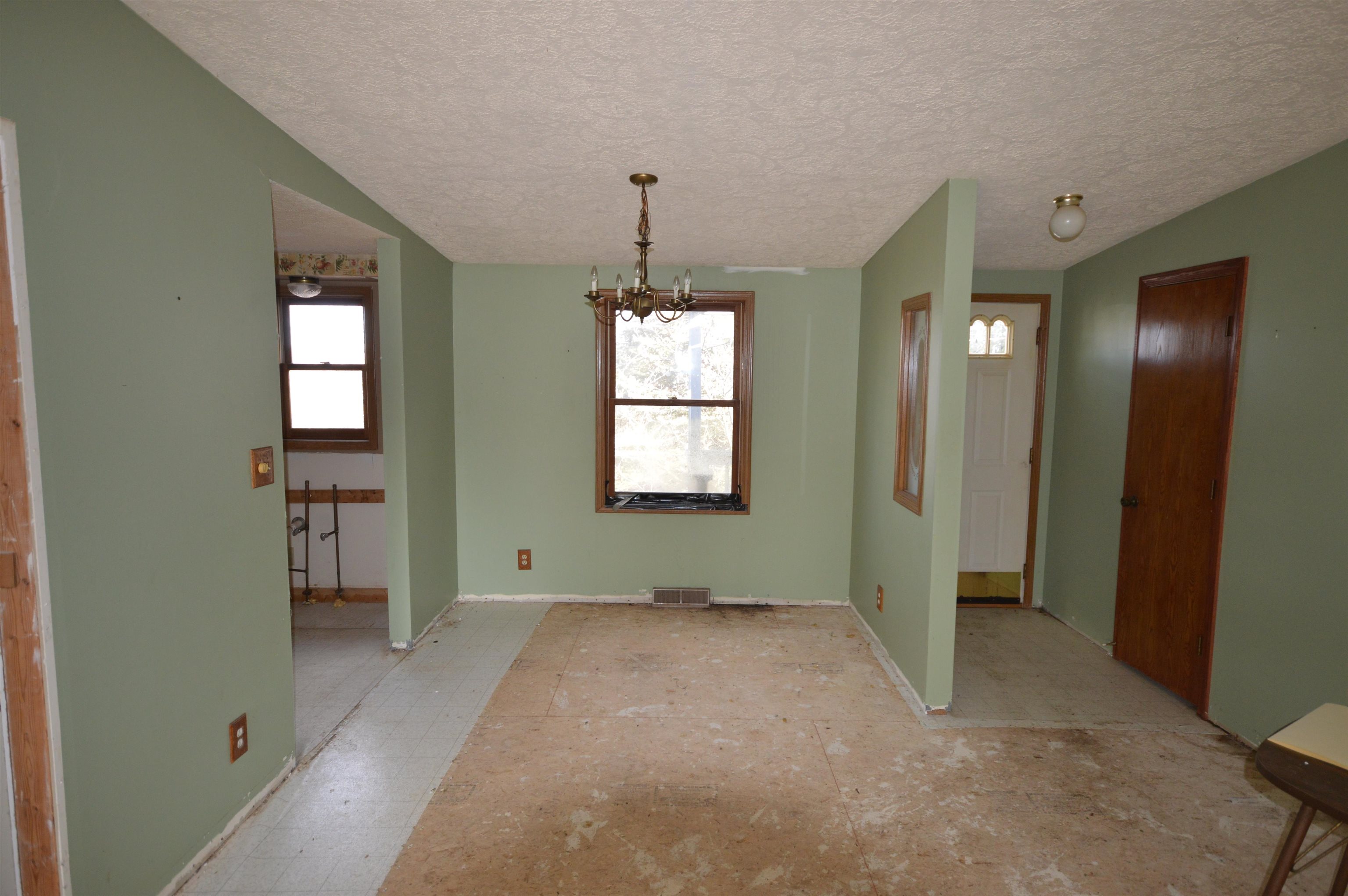 12052 East Craker Road Omena, MI 49674 - Photo 3 of 37 1898225-2.JPG